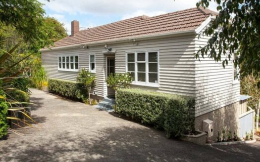 **Single room in Westmere Auckland from February 2025**