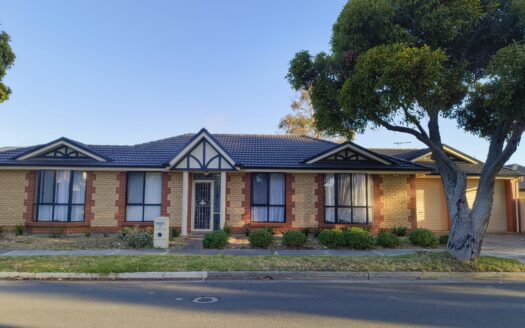 Ideally located 3 bedroom house in Adelaide